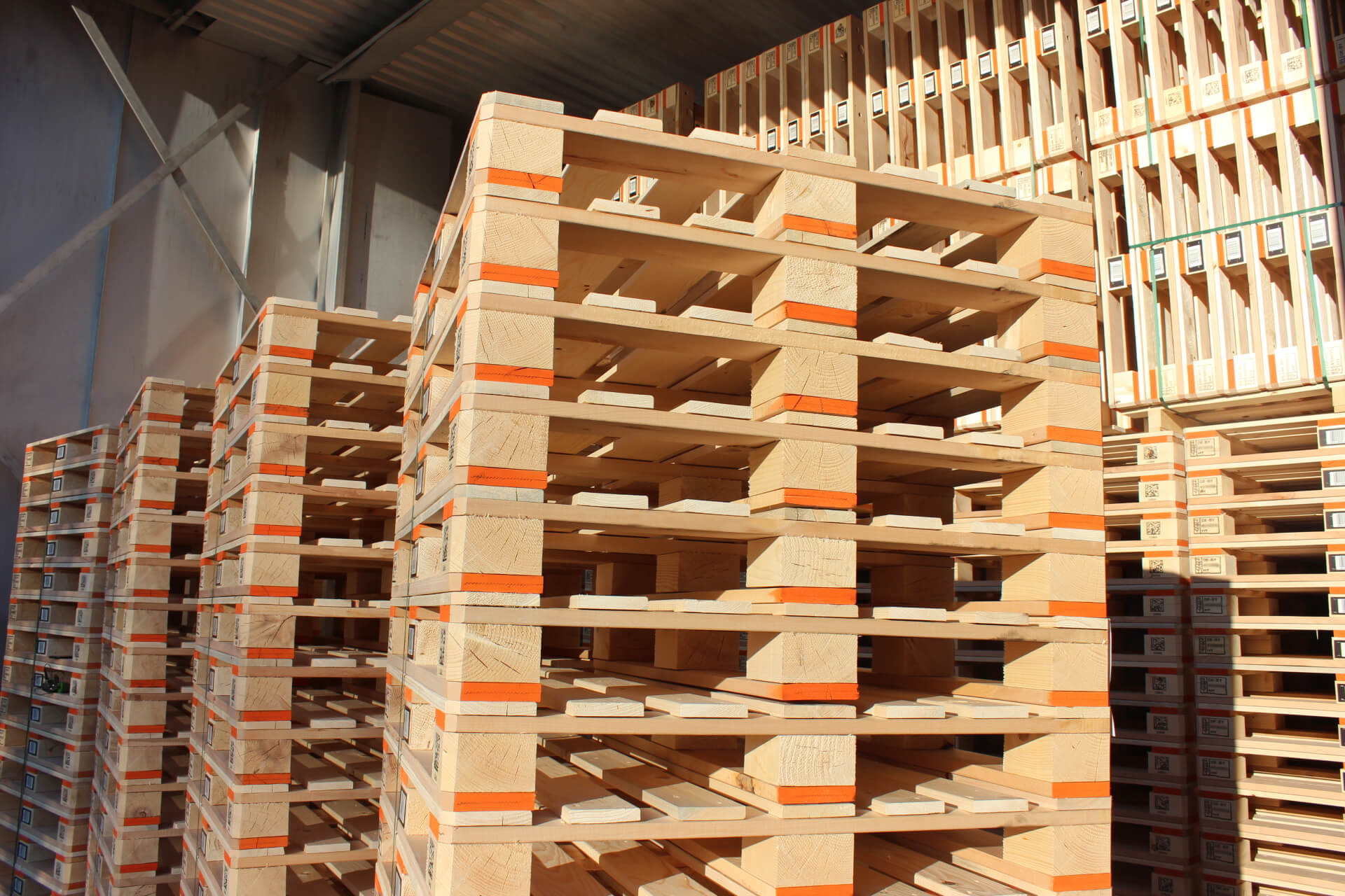 System pallet can cope with different loads and formats